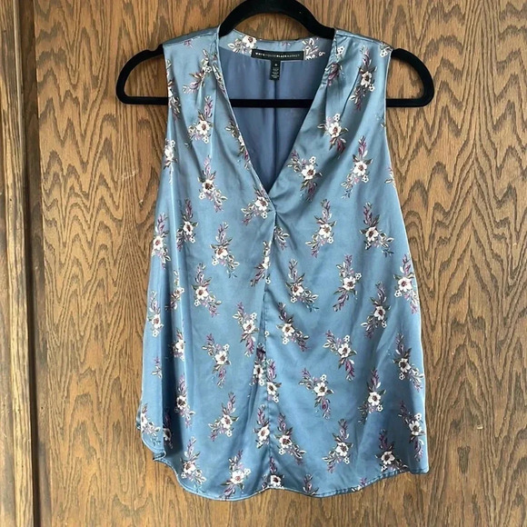 Blue‎ Floral silk Sleeveless blouse - Picture 1 of 4
